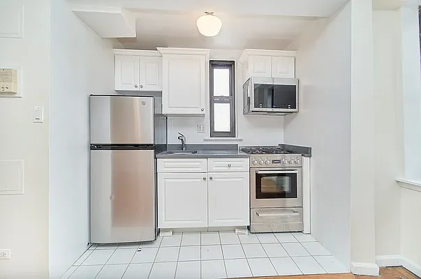 Rented by Living New York | media 15