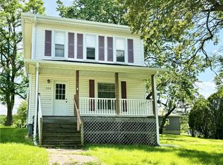 404 W 2nd St, Maryville, MO 64468