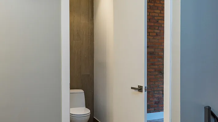 Rented by Nooklyn NYC LLC | media 50