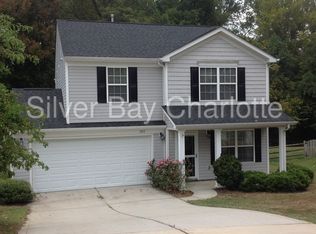 301 Woodlynn Dr, Charlotte, NC 28214