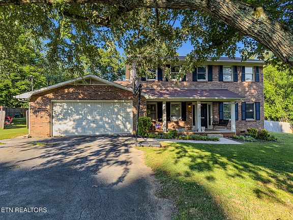 3rd image of 791 Northview Dr