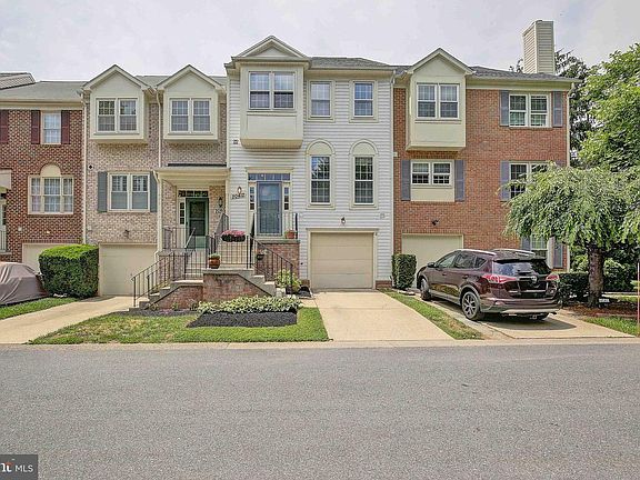 3rd image of 20412 Ivybridge Ct