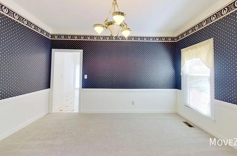 2400 Tweedmore Ct — Photo 10