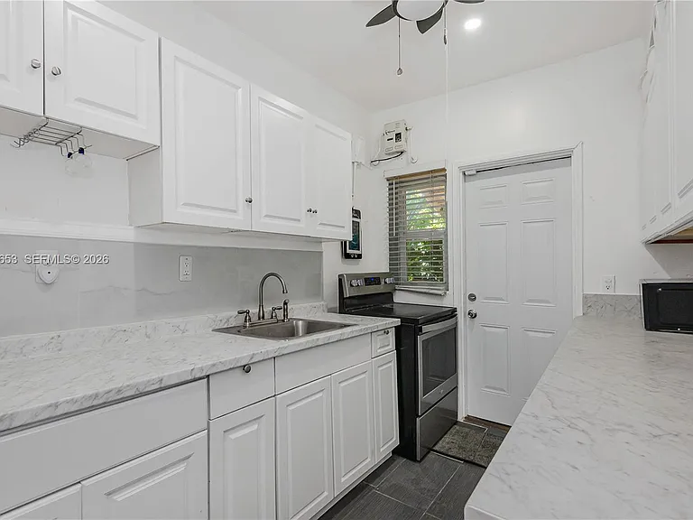 259 NE 111th St #1 — Photo 2