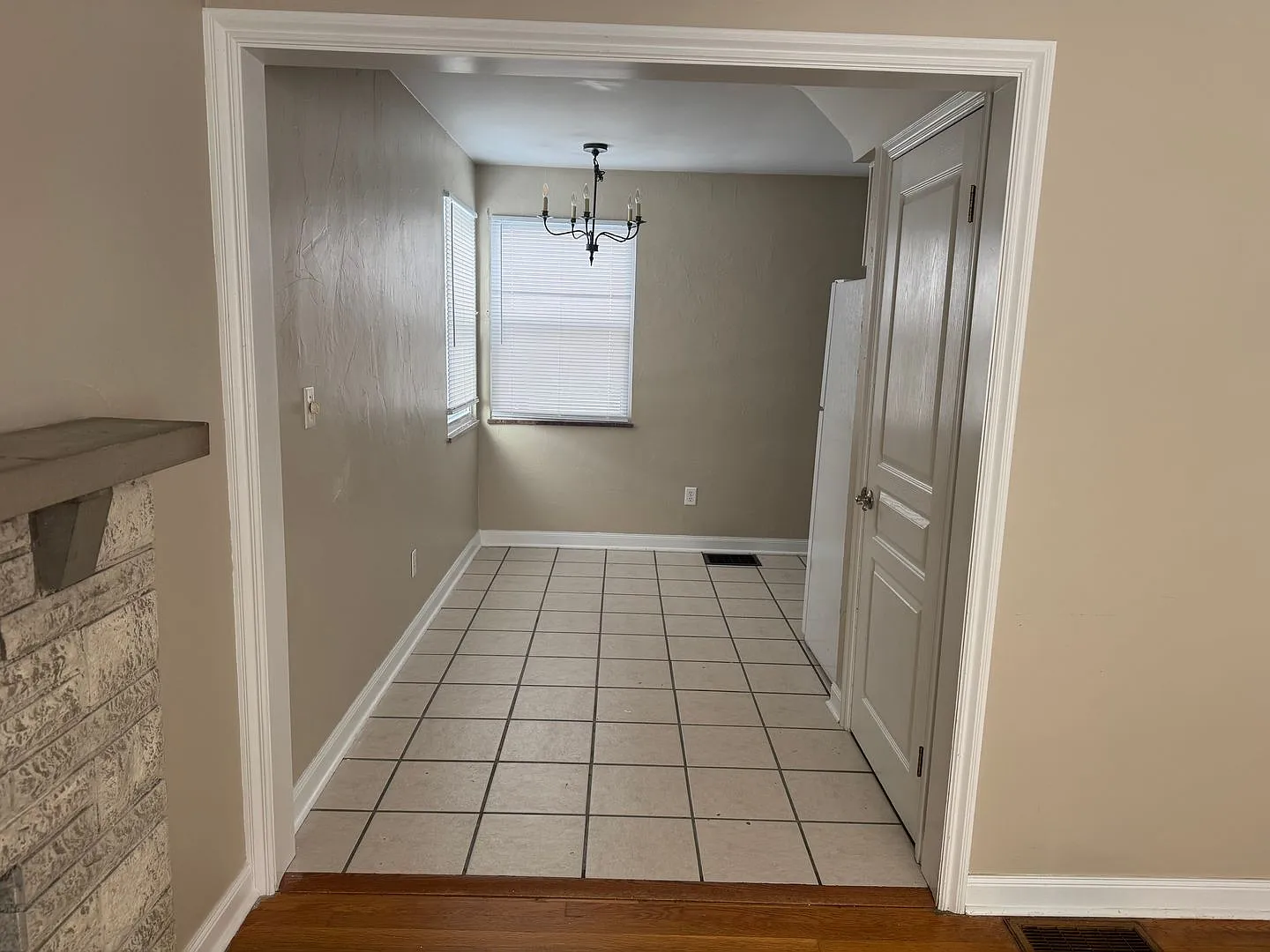 3 Bedroom Cape Cod - Upper Arlington, OH — Photo 4