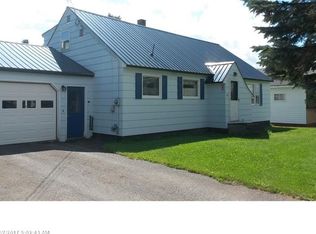 15 Berce St, Washburn, ME 04786