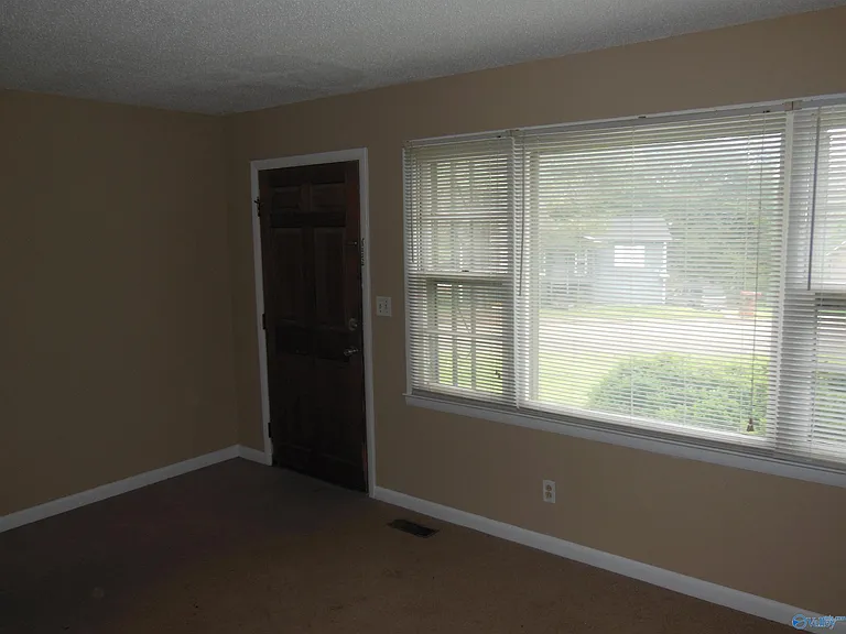 3814 Timwood Dr NW — Photo 4