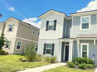 297 Annies Pl, Jacksonville, FL 32218
