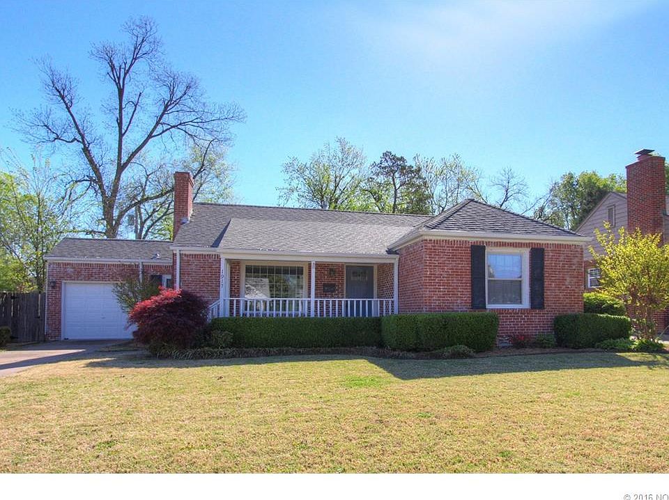 1st image of 1917 S Knoxville Ave