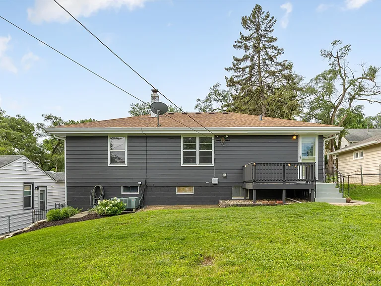 5718 Pratt St — Photo 26