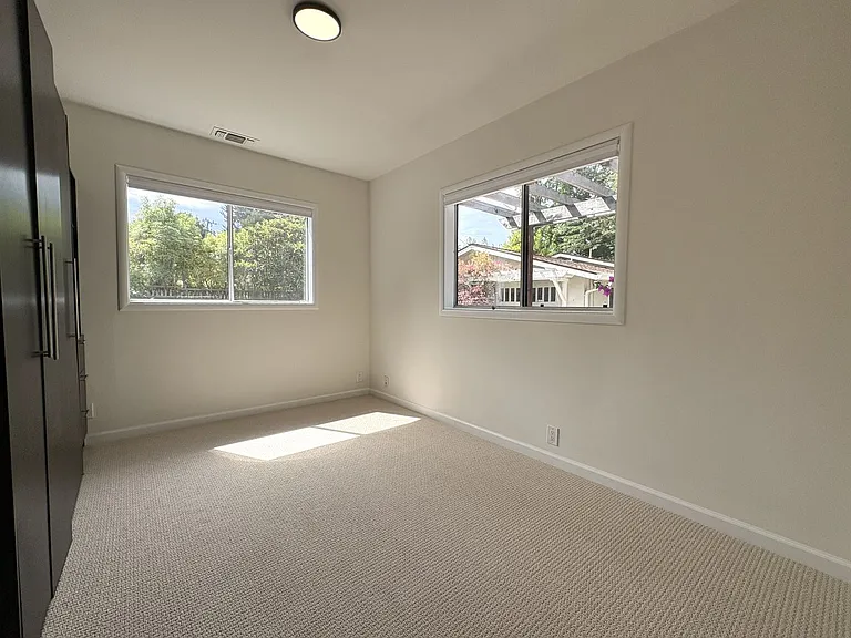 2350 Alameda De Las Pulgas — Photo 24