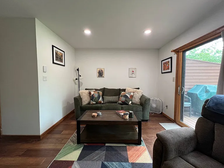 24 Quads Way — Photo 9