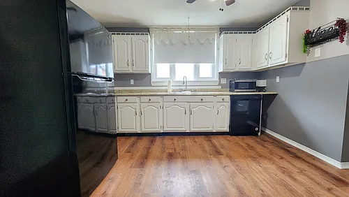 125 Ash St #2 Photo 1
