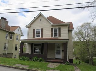 84 Center Ave, Burgettstown, PA