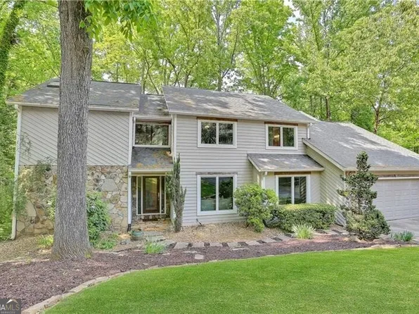 345 Clear Creek Ct, Roswell, GA 30076