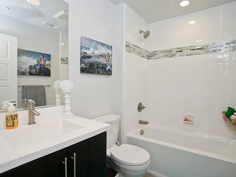 7873 Modern Oasis Dr — Photo 10