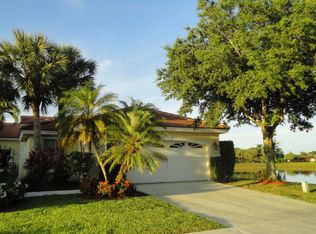 2686 Country Golf Dr, Wellington, FL 33414