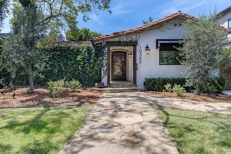 1st image of 10385 Ilona Ave