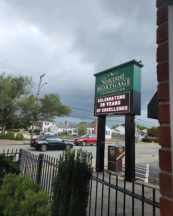 1st image of 267 Newport Ave