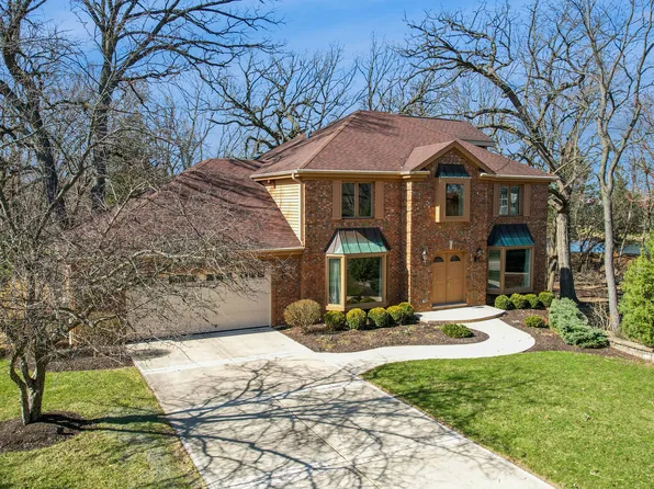 1655 White Pines Ct, Naperville, IL 60563