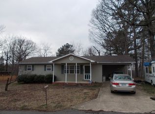 45 Jay Ave, Big Sandy, TN 38221