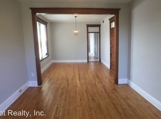 928 S Claremont Ave APT 3R, Chicago, IL 60612