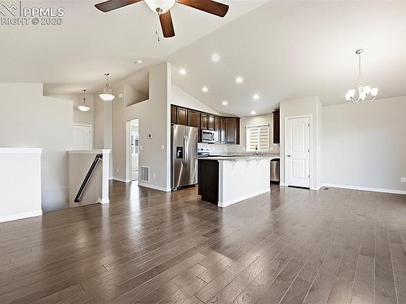 4th image of 6148 Mumford Dr