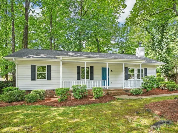 705 Rendall Ct, Burlington, NC 27215