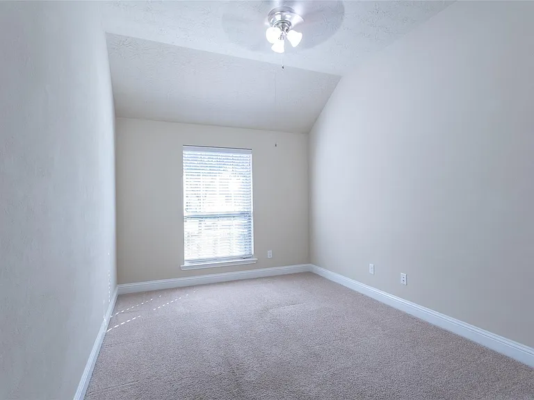 22314 Sheldonwood Ct — Photo 11
