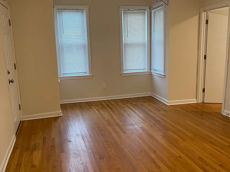 220 Davis St #2 — Photo 2