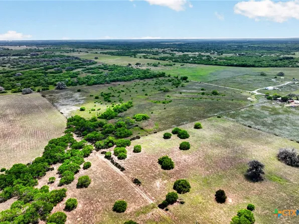 County Road 190, Smiley, TX 78159