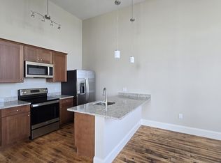 386 Kilburn St #1B-1BA-694SQFT, Fall River, MA 02724