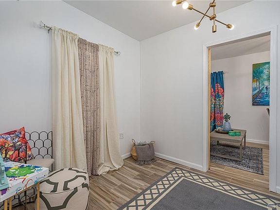 4th image of 2713 Winburn Ave