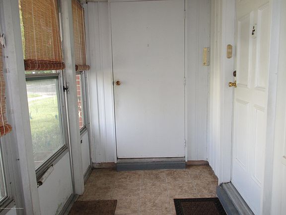 4th image of 219A Buckingham Ct #1001