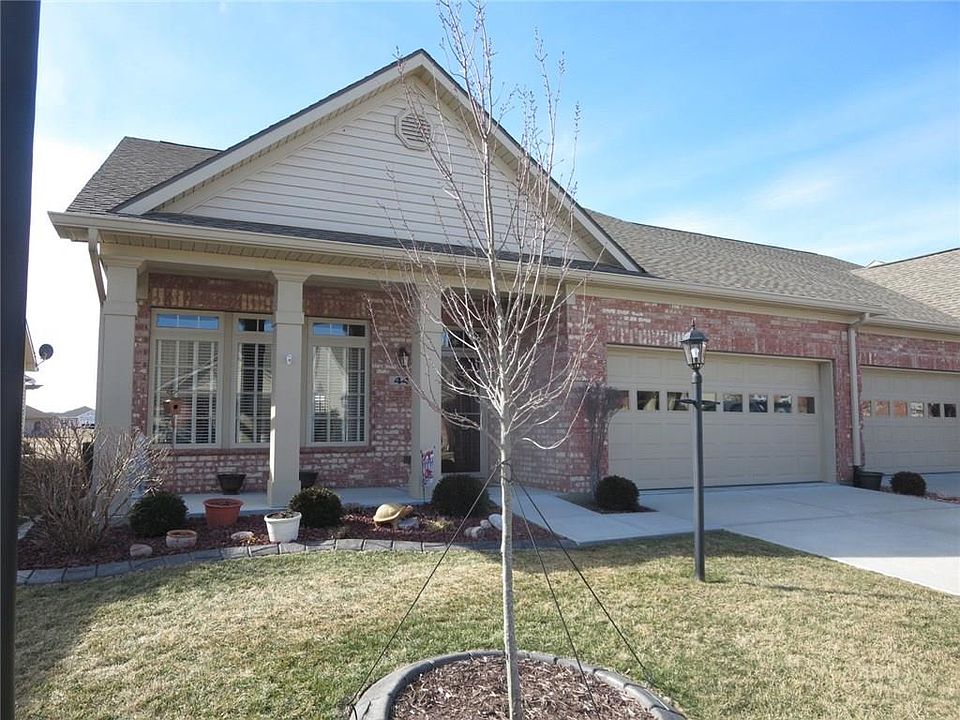 1st image of 44 Copperleaf Dr