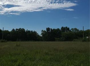 30 Badger Dr, Mound City, KS 66056