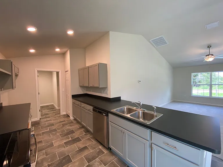 8180 N Wakefield Dr — Photo 11
