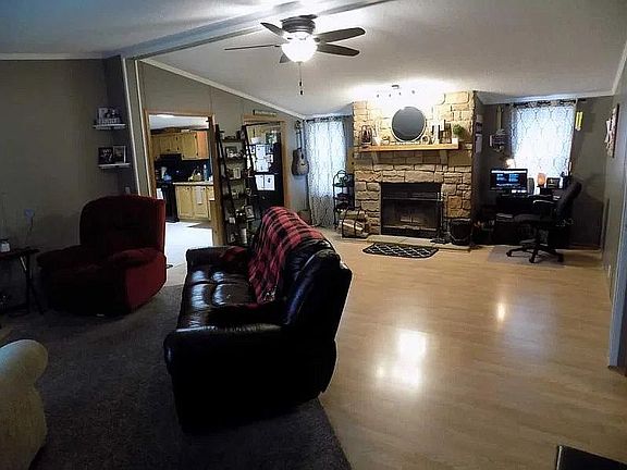 2nd image of 9224 Canyon Trail Dr