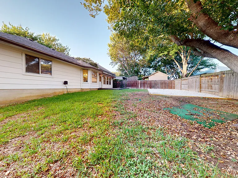 1009 Crimson Cove Dr — Photo 45