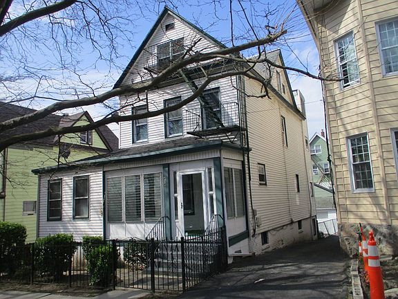 2nd image of 434 S 1st Ave