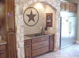 3725 County Road 319, Lavernia, TX 78121