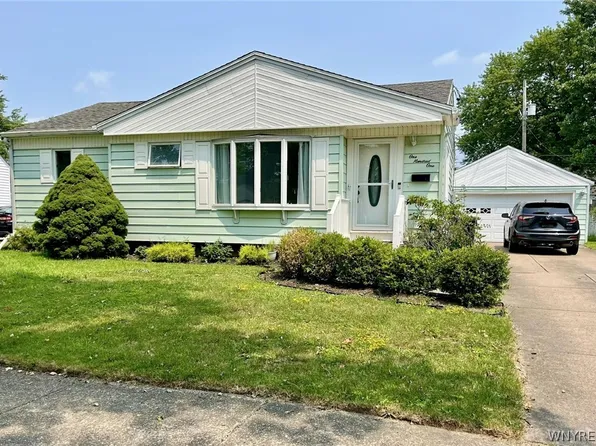 101 Sharon Dr, Tonawanda, NY 14150