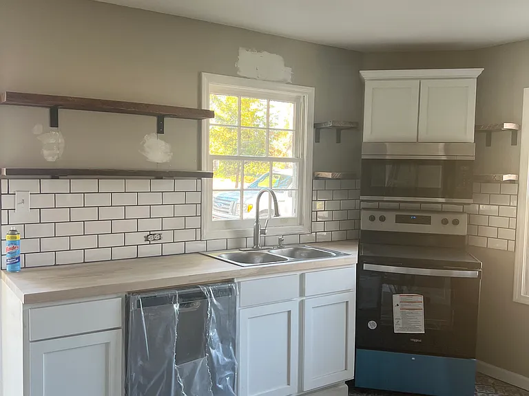 405 Thrash Rd — Photo 4