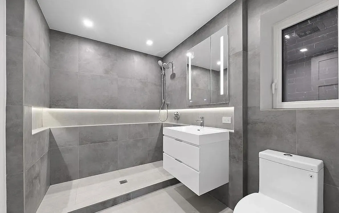 309 Ocean Pkwy — Photo 3