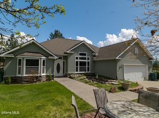 15077 W Hoyt Rd, Rathdrum, ID 83858