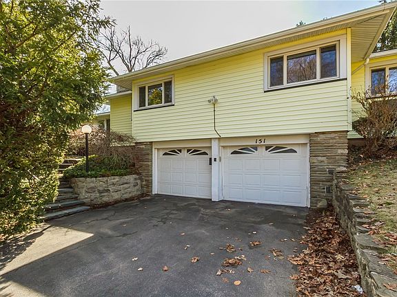 2nd image of 245 Winton Rd S