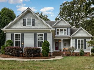 105 Carters Grove Rd, Shelby, NC 28152