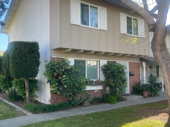 9691 Durham Dr, Huntington Beach, CA 92646