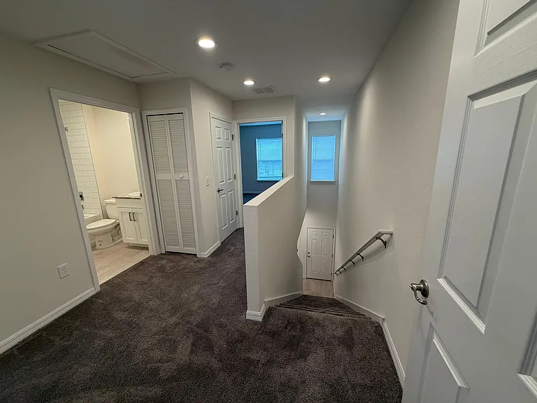 2124 Penny Ln — Photo 35