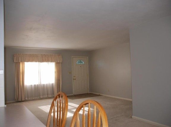 5th image of 425 Oberlin St